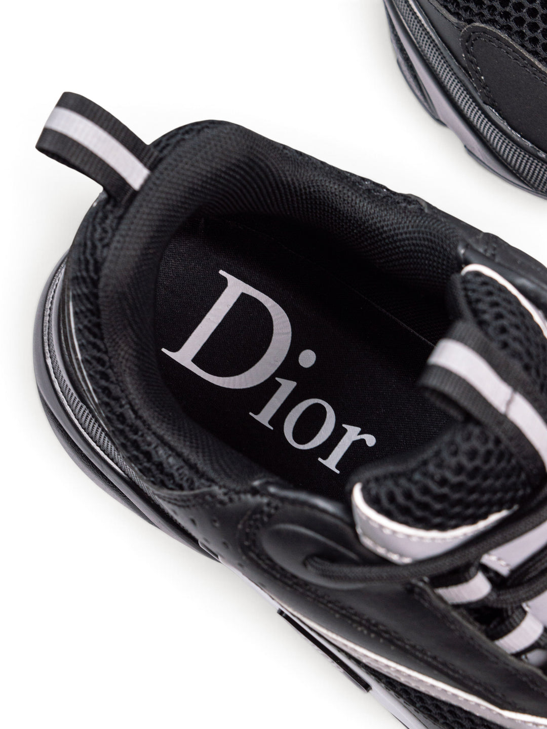 CD B22 Triple Black (Reflective)