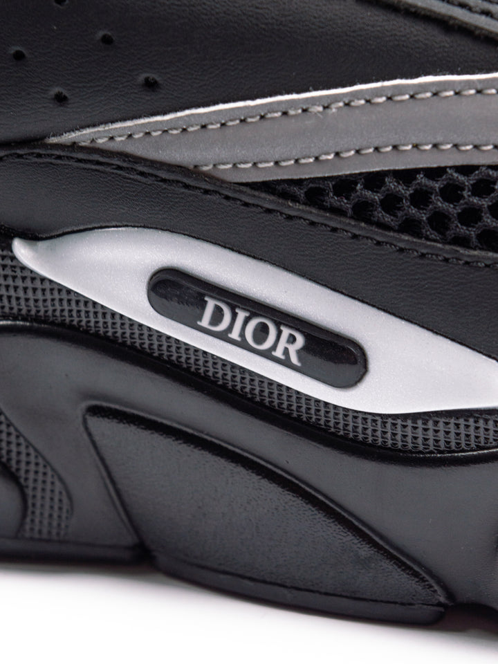 CD B22 Triple Black (Reflective)