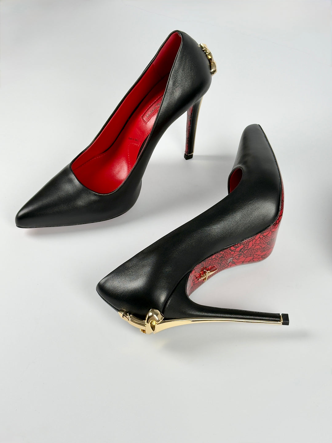 CP Golden Closed Heels