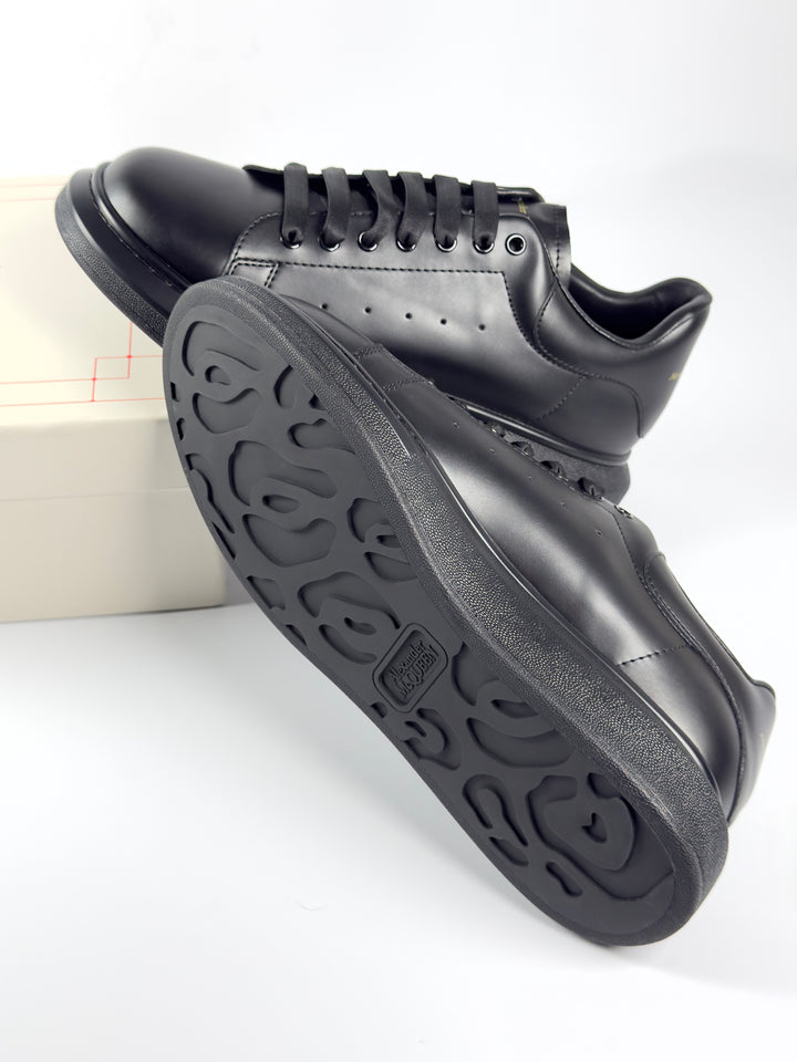 MQ Triple Black
