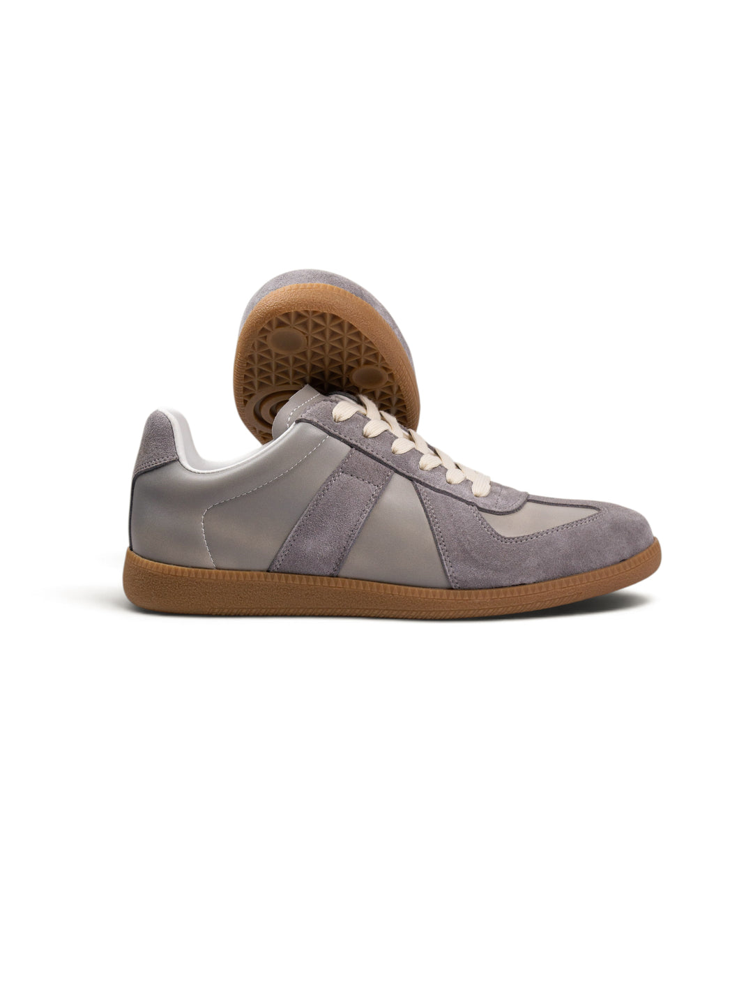 MM Low-Top Light Grey Sneaker