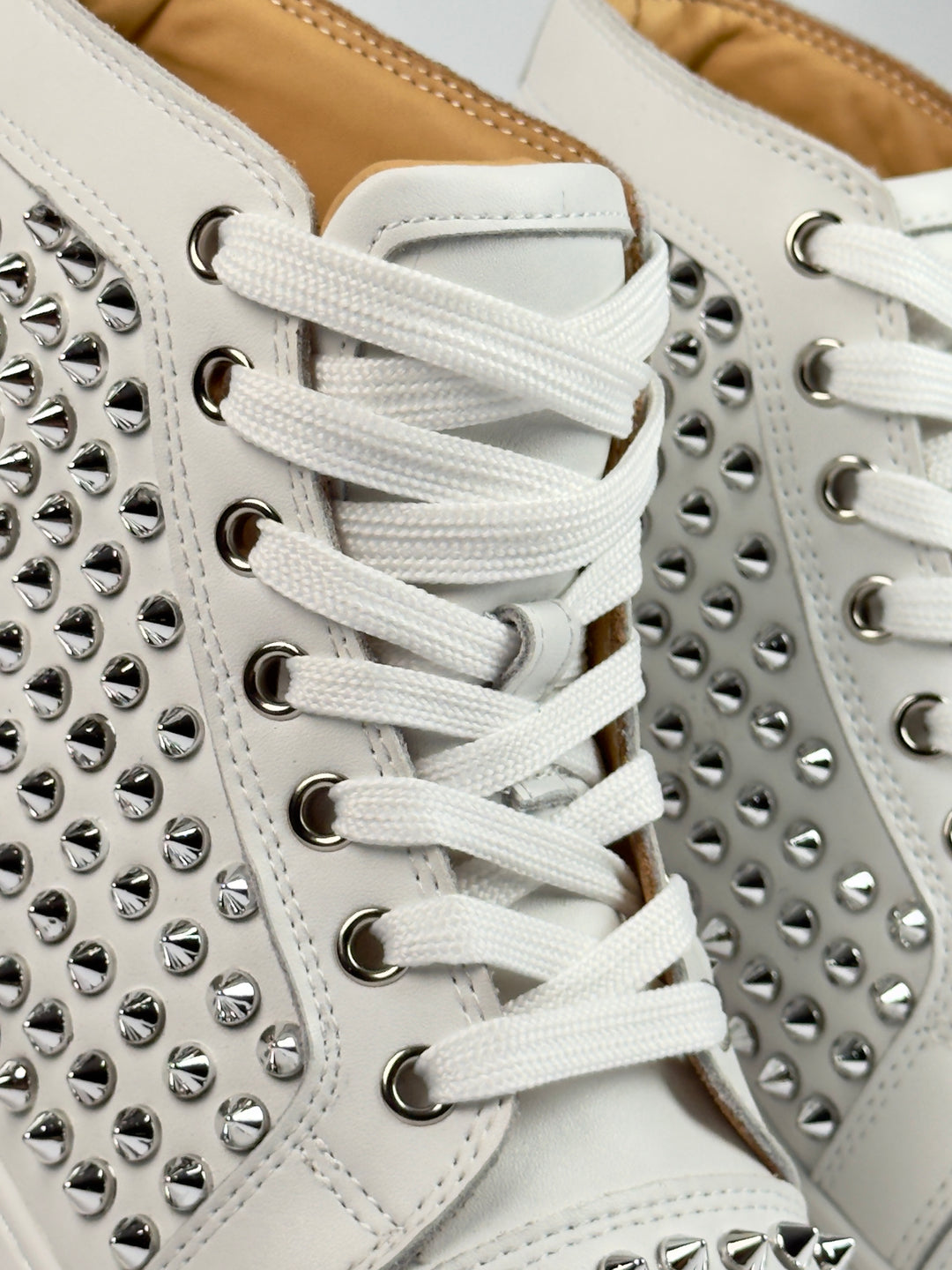 Loubs High-Top White
