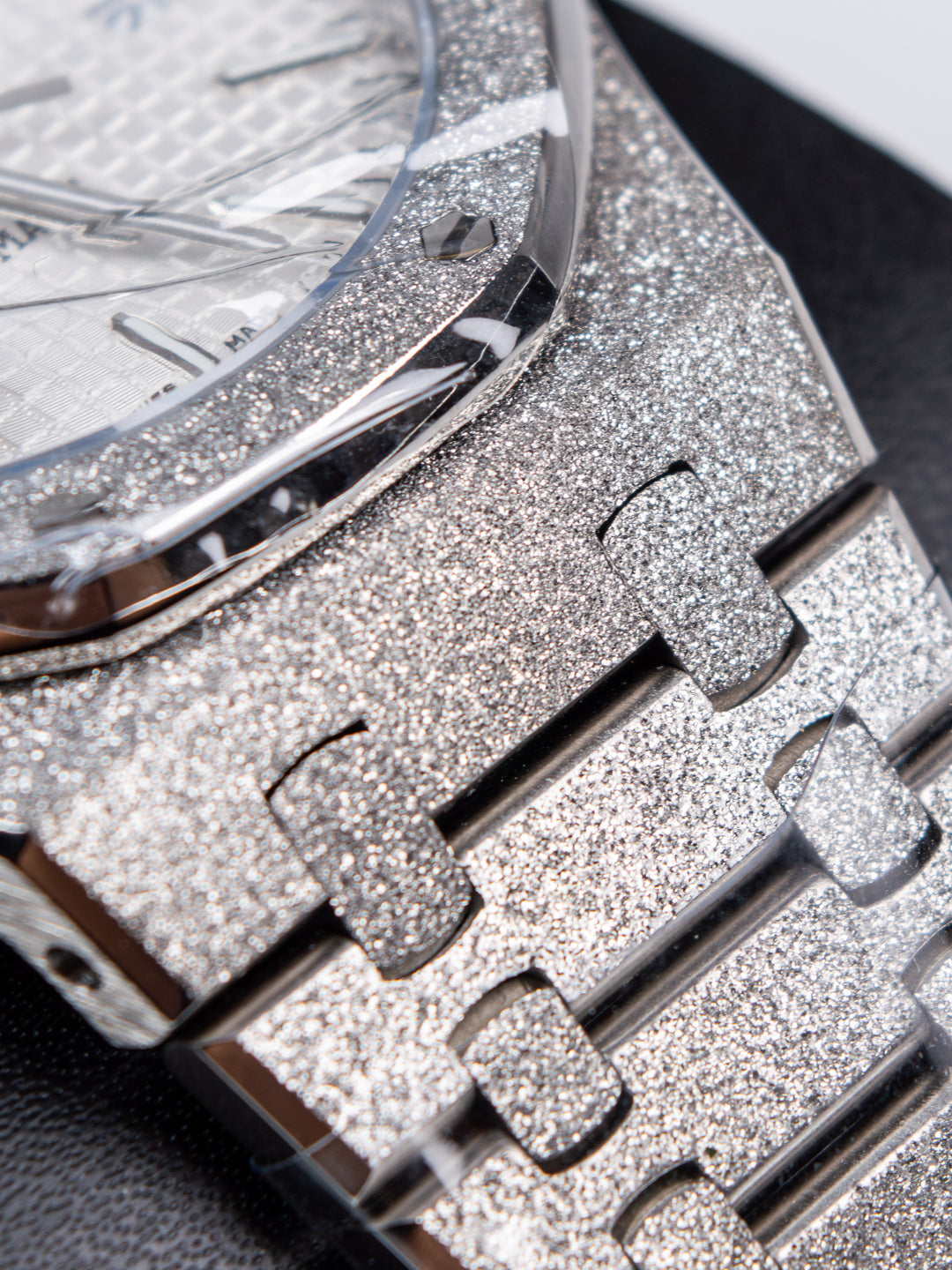 A5 AP Men's Royal Oak 41mm – Silver Dial / Fully Iced-Out
