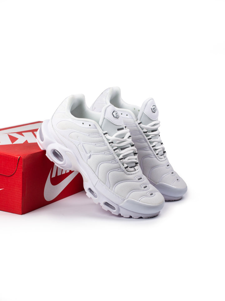 NK Air Max Triple White