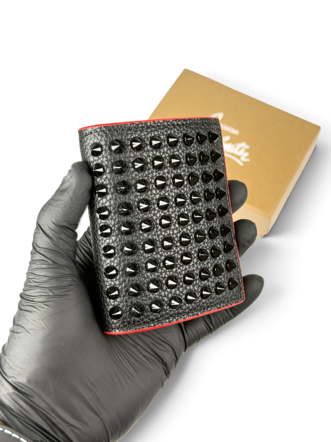 Loub Spikes Wallet ( Grained Calfskin )
