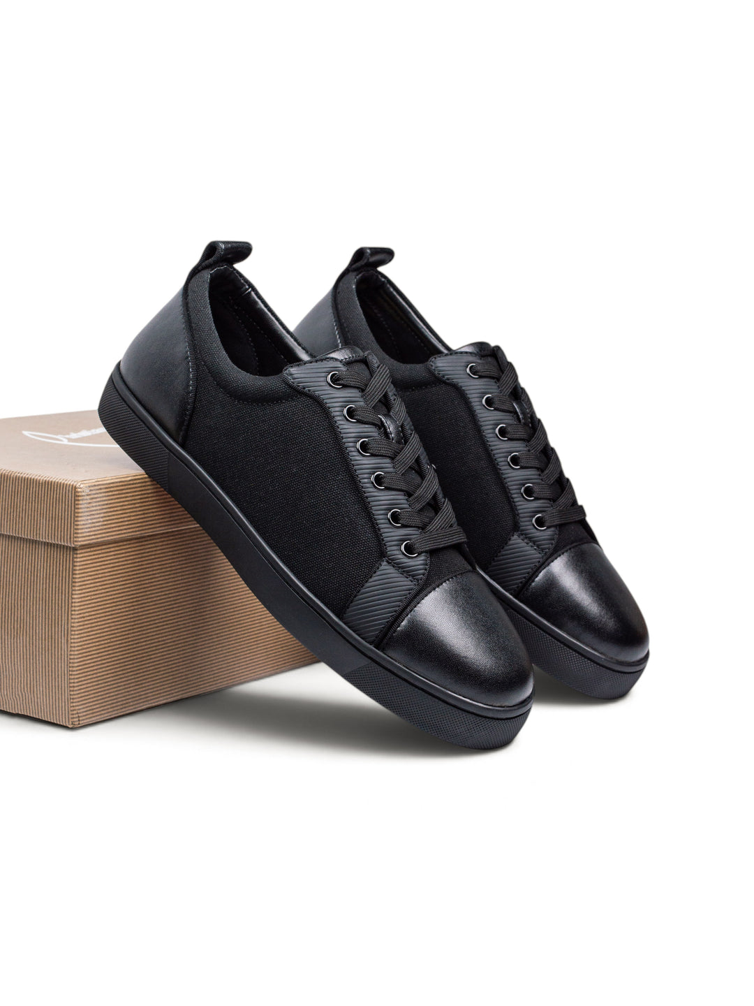Loubs Junior Low-Top Black Sneakers