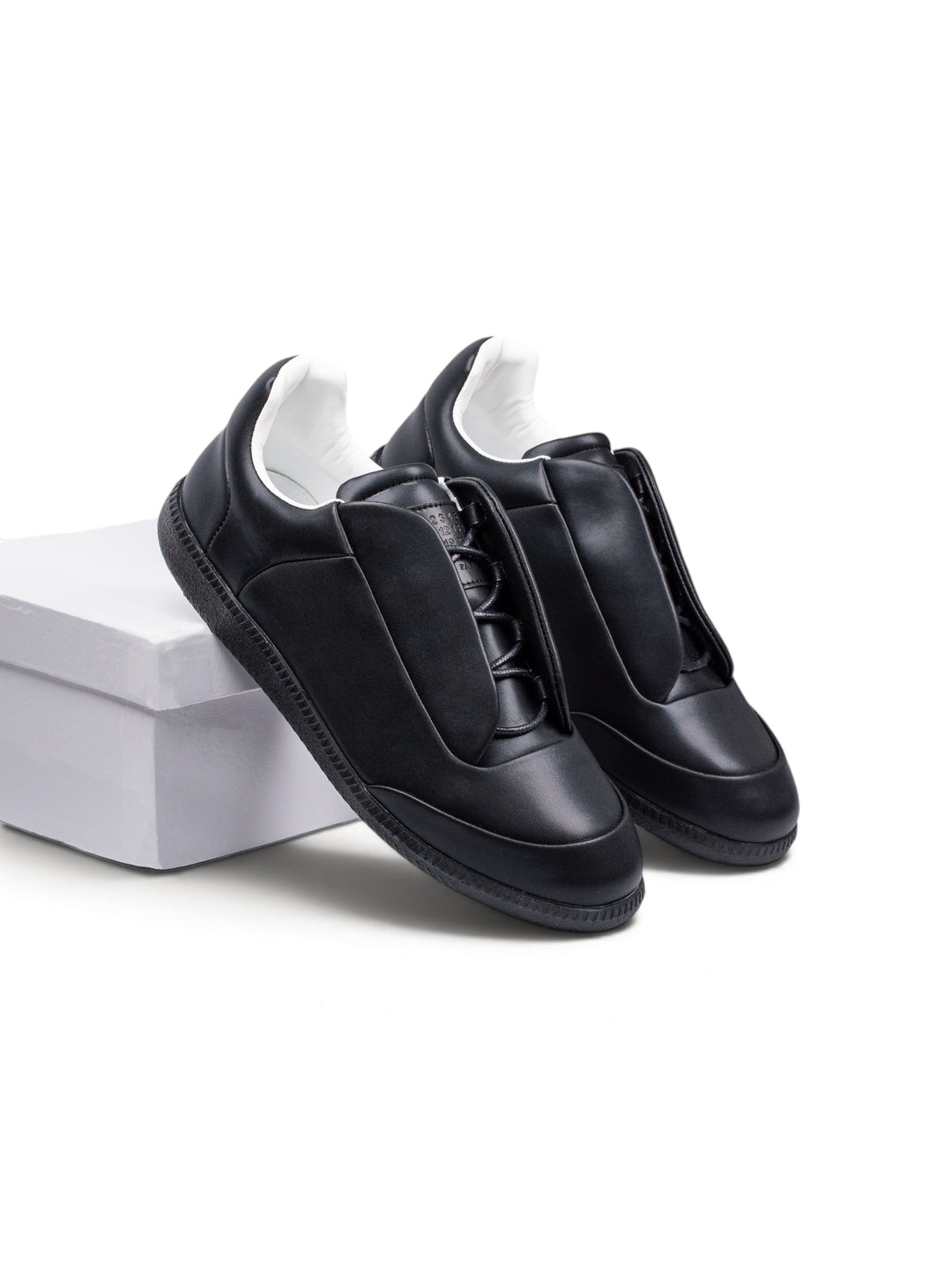 MM Low-Top Black Sneakers