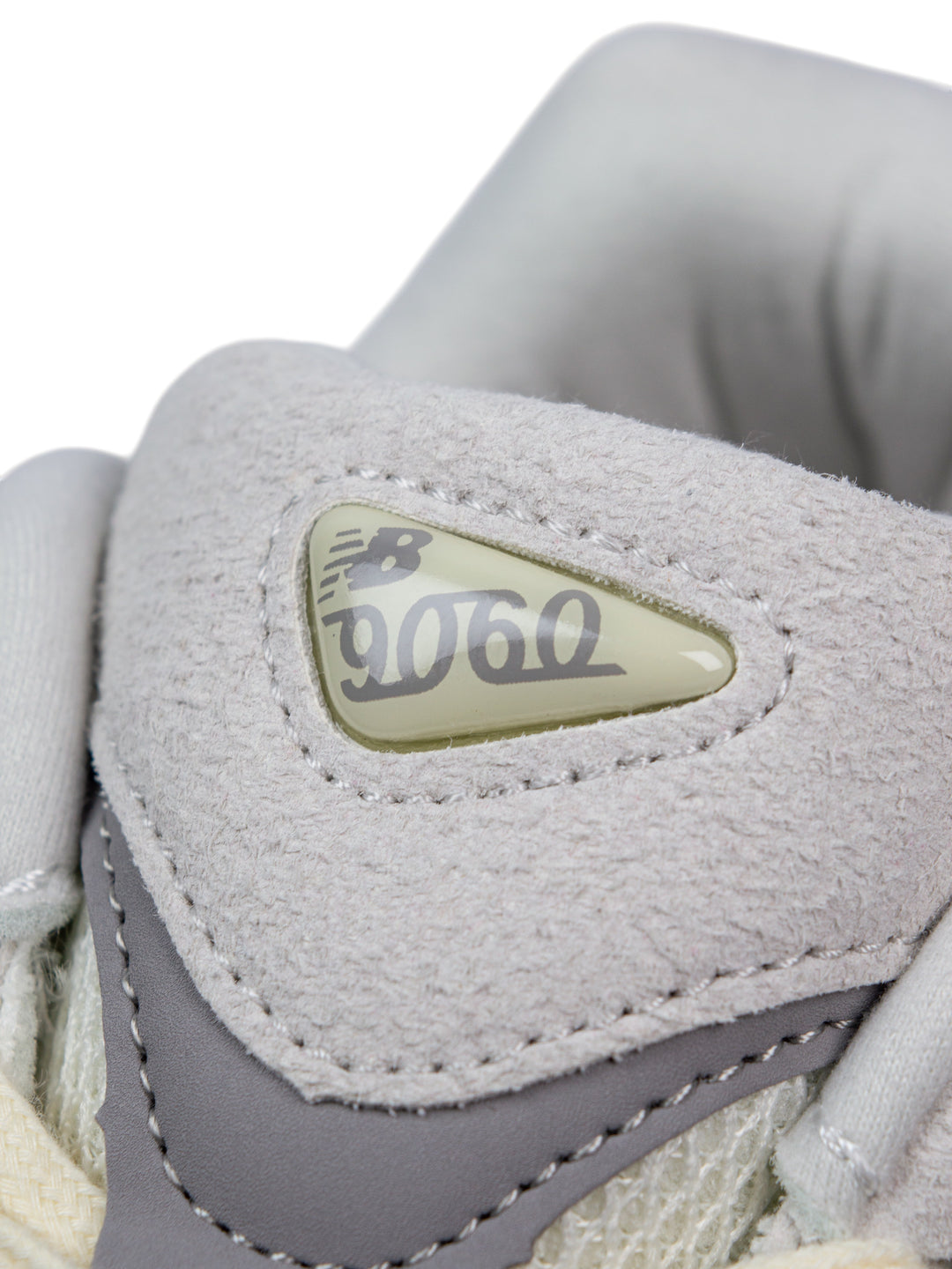 NB Light / Beige Sneakers