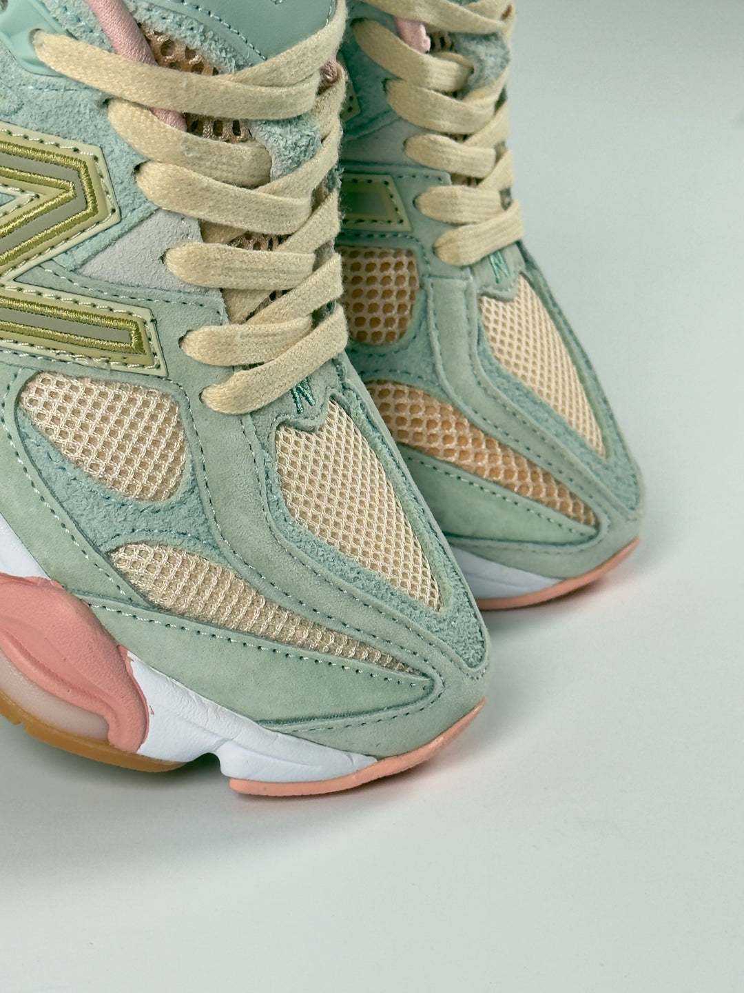 NB Colab Pink/Green Velour
