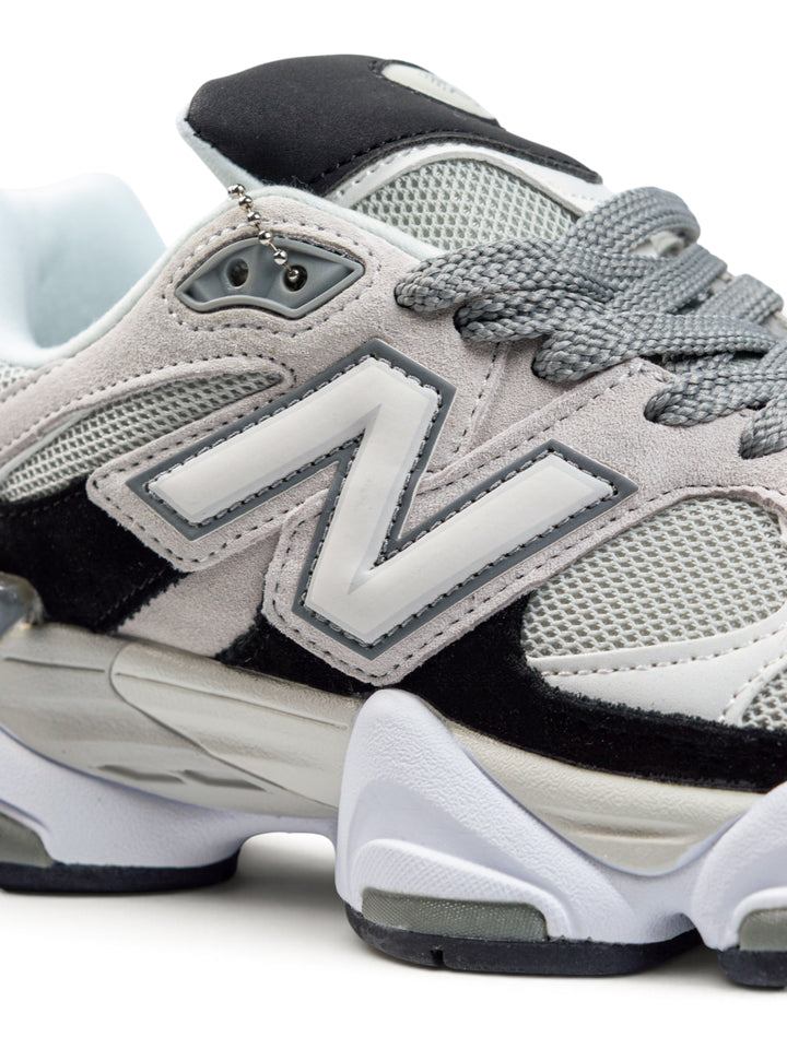NB White / Light / Black