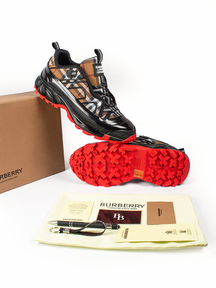 BBRY Sneakers / Red Bottom
