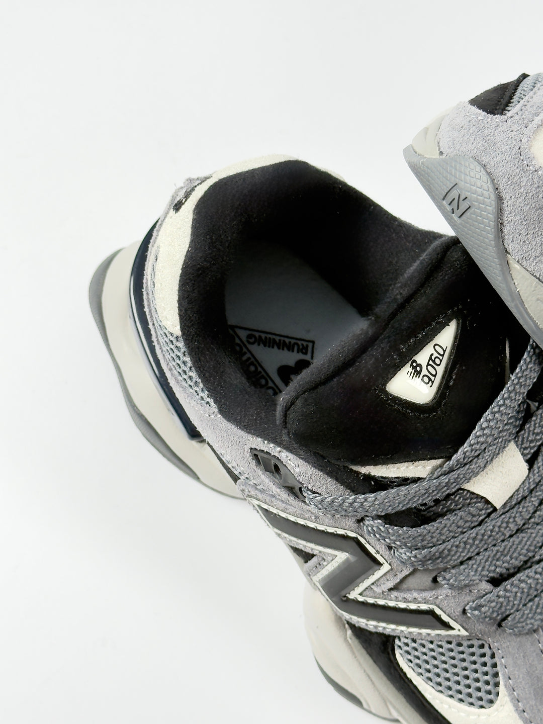 NB Black / Grey / White