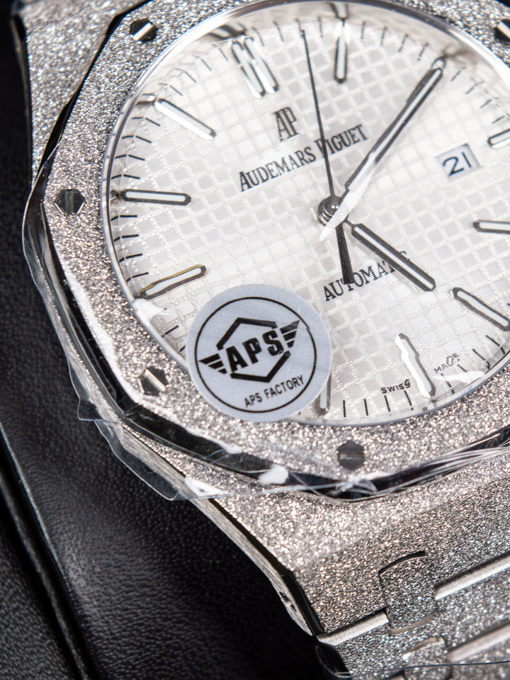 A5 AP Men's Royal Oak 41mm – Silver Dial / Fully Iced-Out
