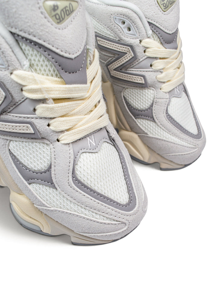 NB Light / Beige Sneakers