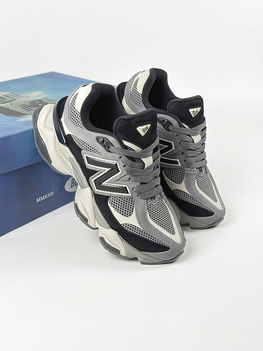 NB Black / Grey / White