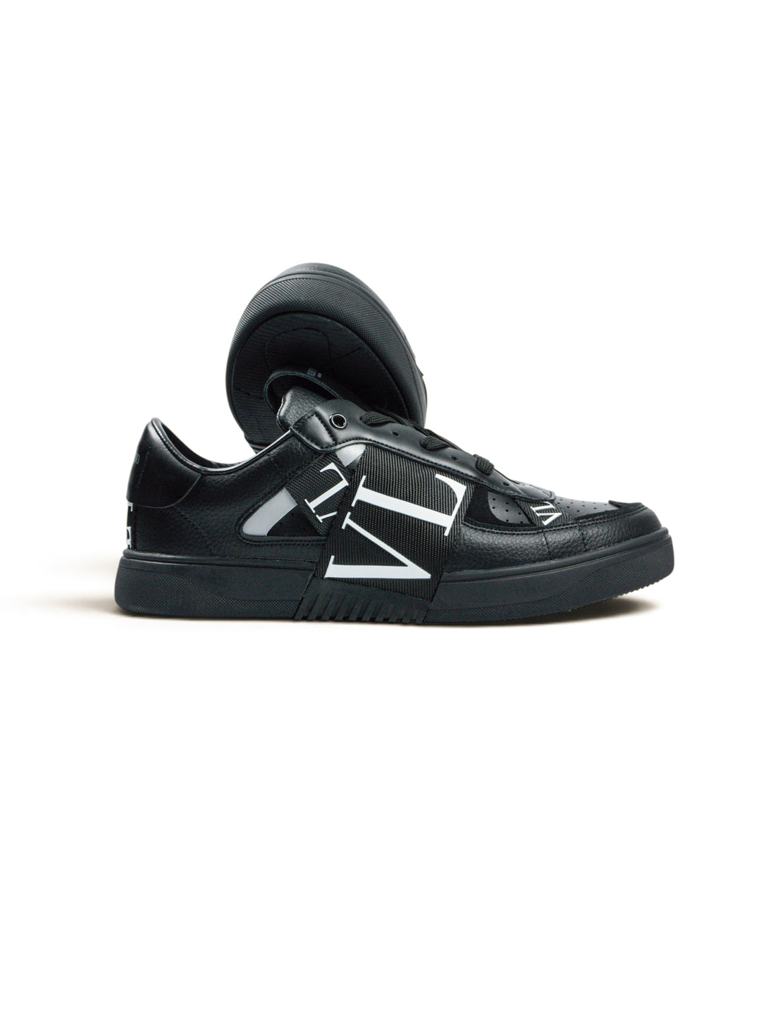 VLTN Low-Top Sneaker Black / Black
