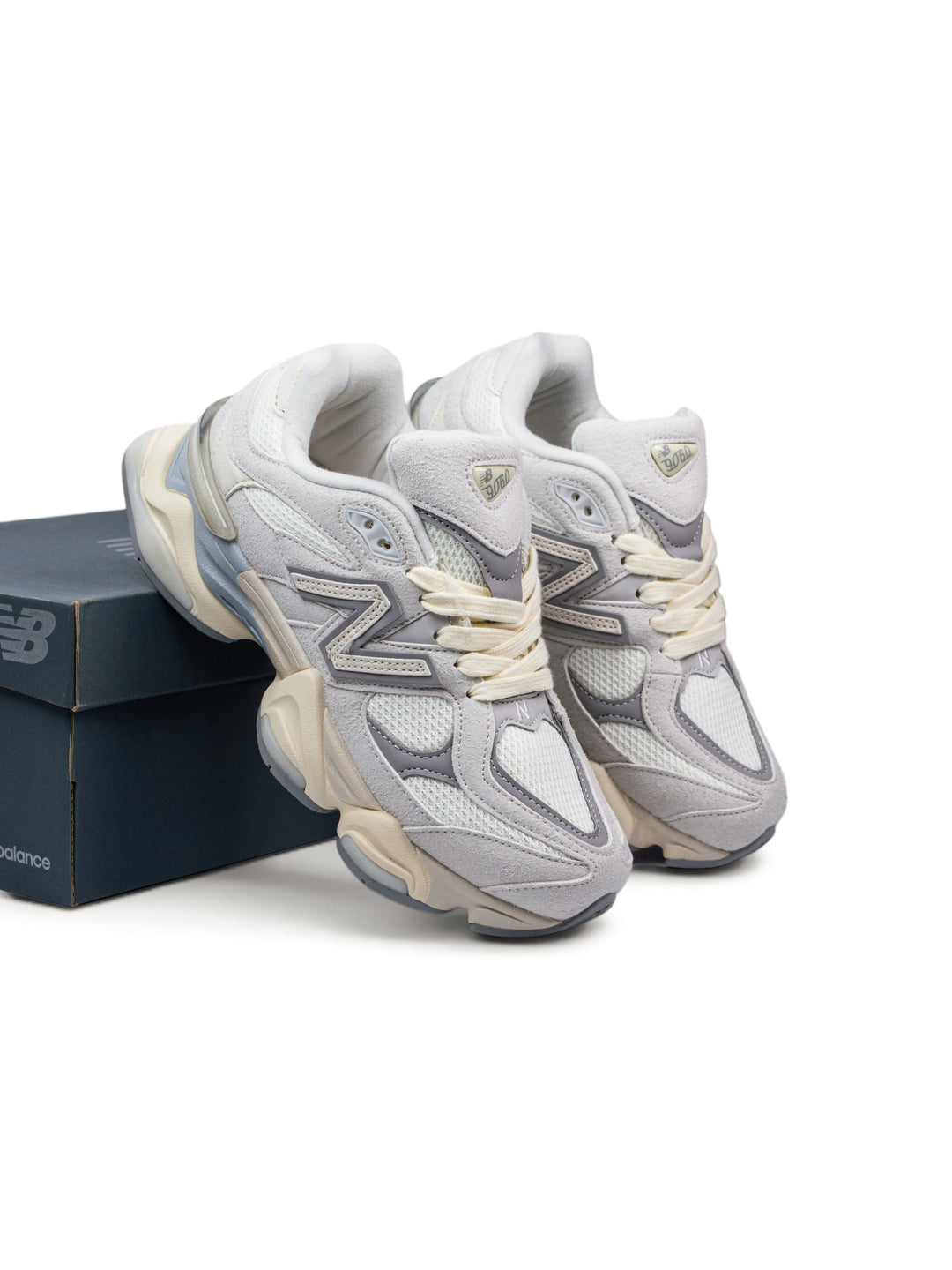 NB Light / Beige Sneakers