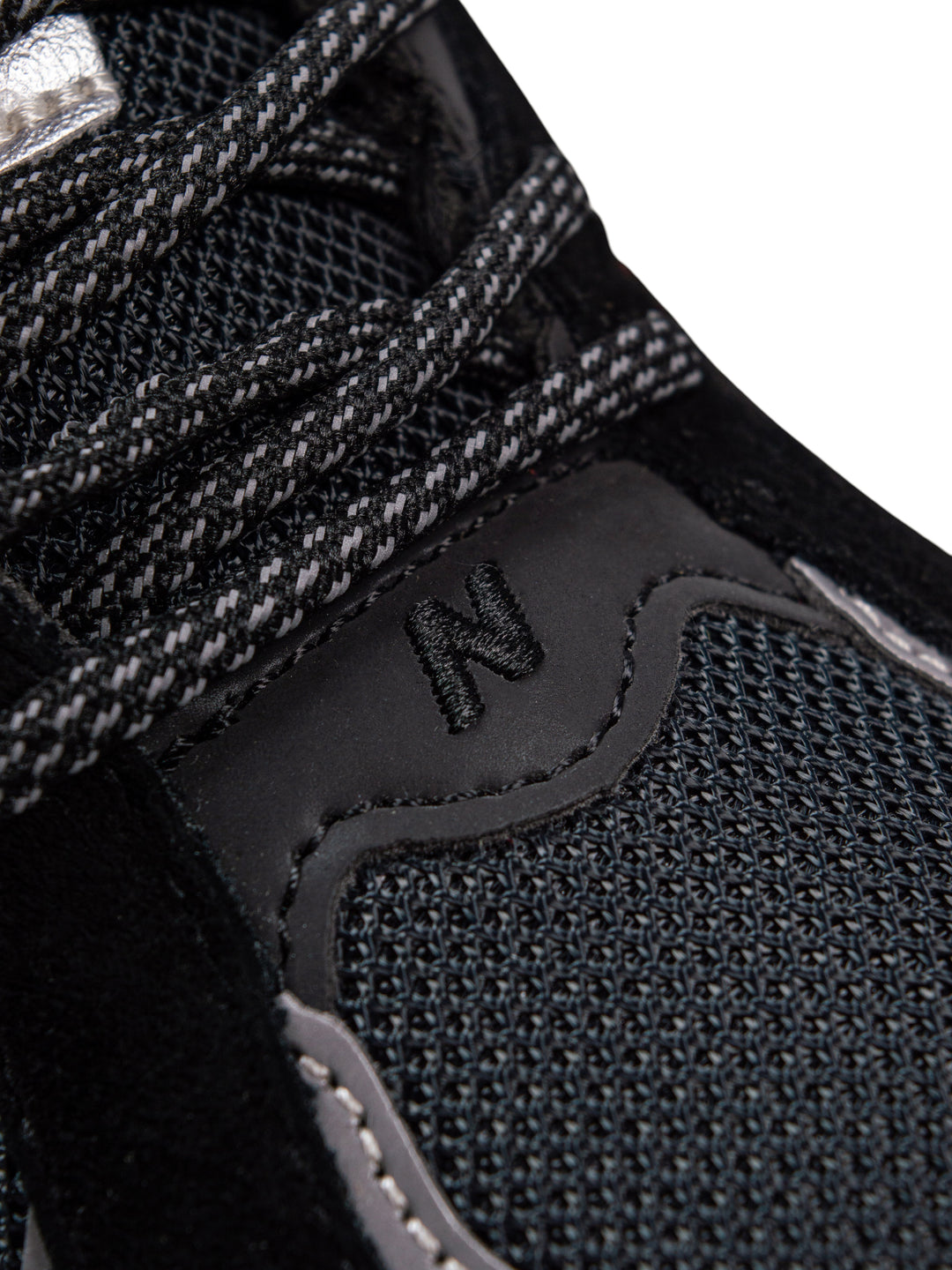 NB Black / Grey ( Reflective )