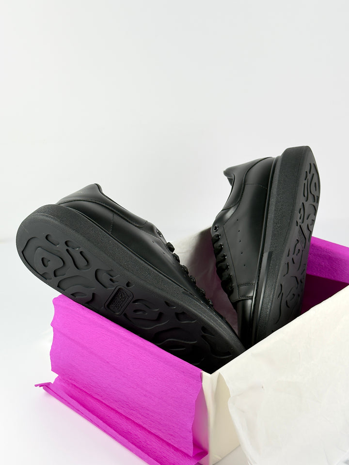MQ Triple Black