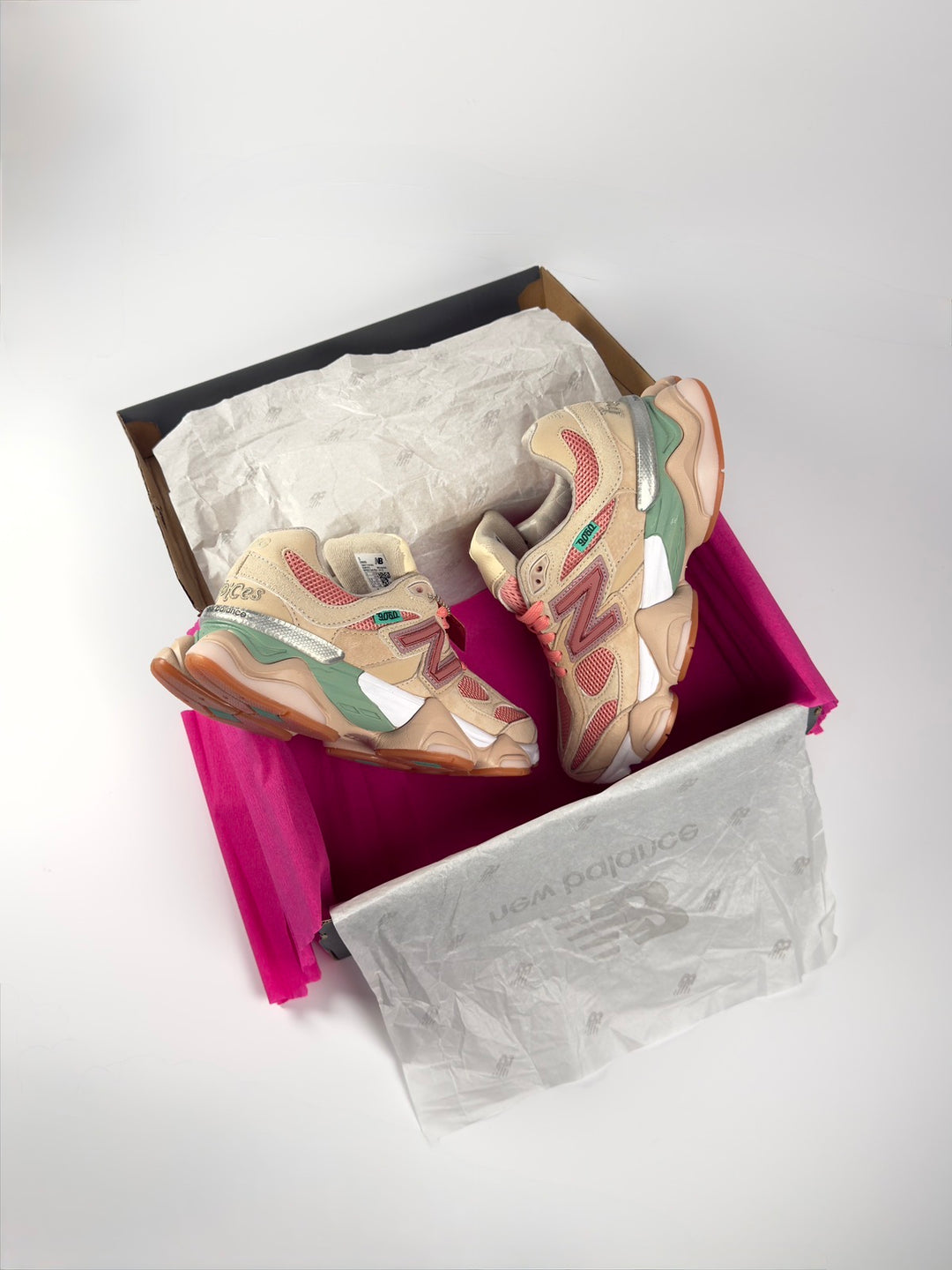 NB Colaboration Pink / Green / Beige