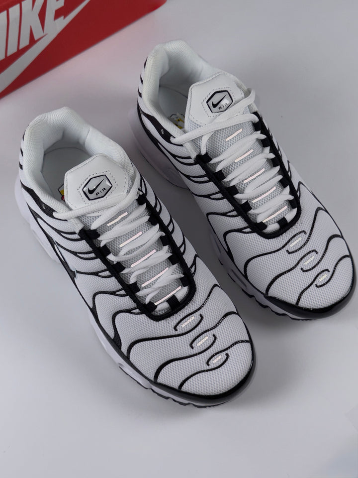 Nike AirMax Plus White/Black