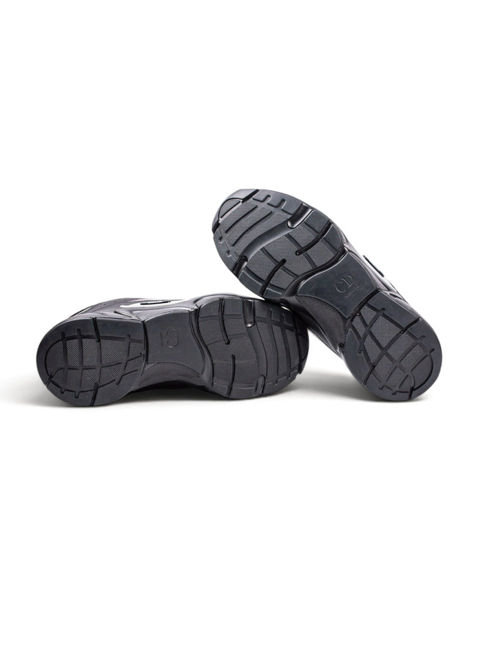 CD B22 Triple Black (Reflective)