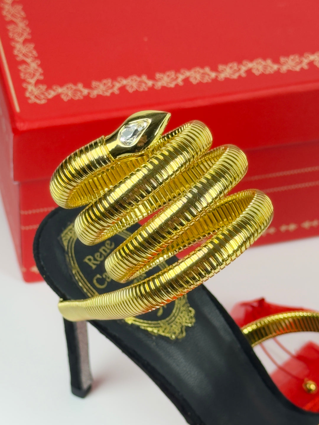 RC Heels Black / Golden