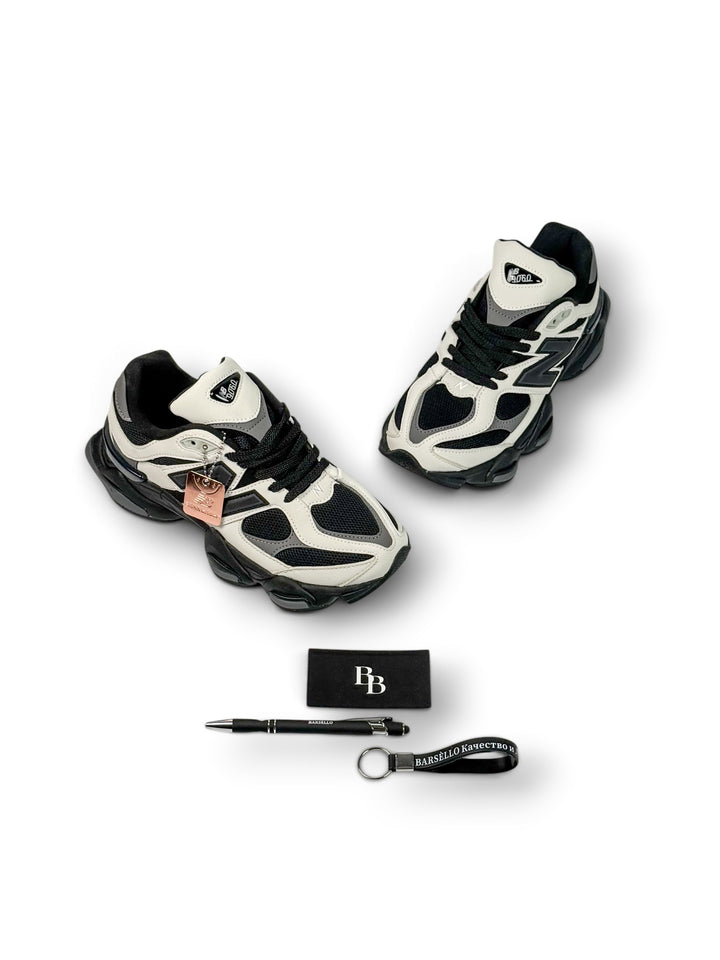 NB Black / White Accent