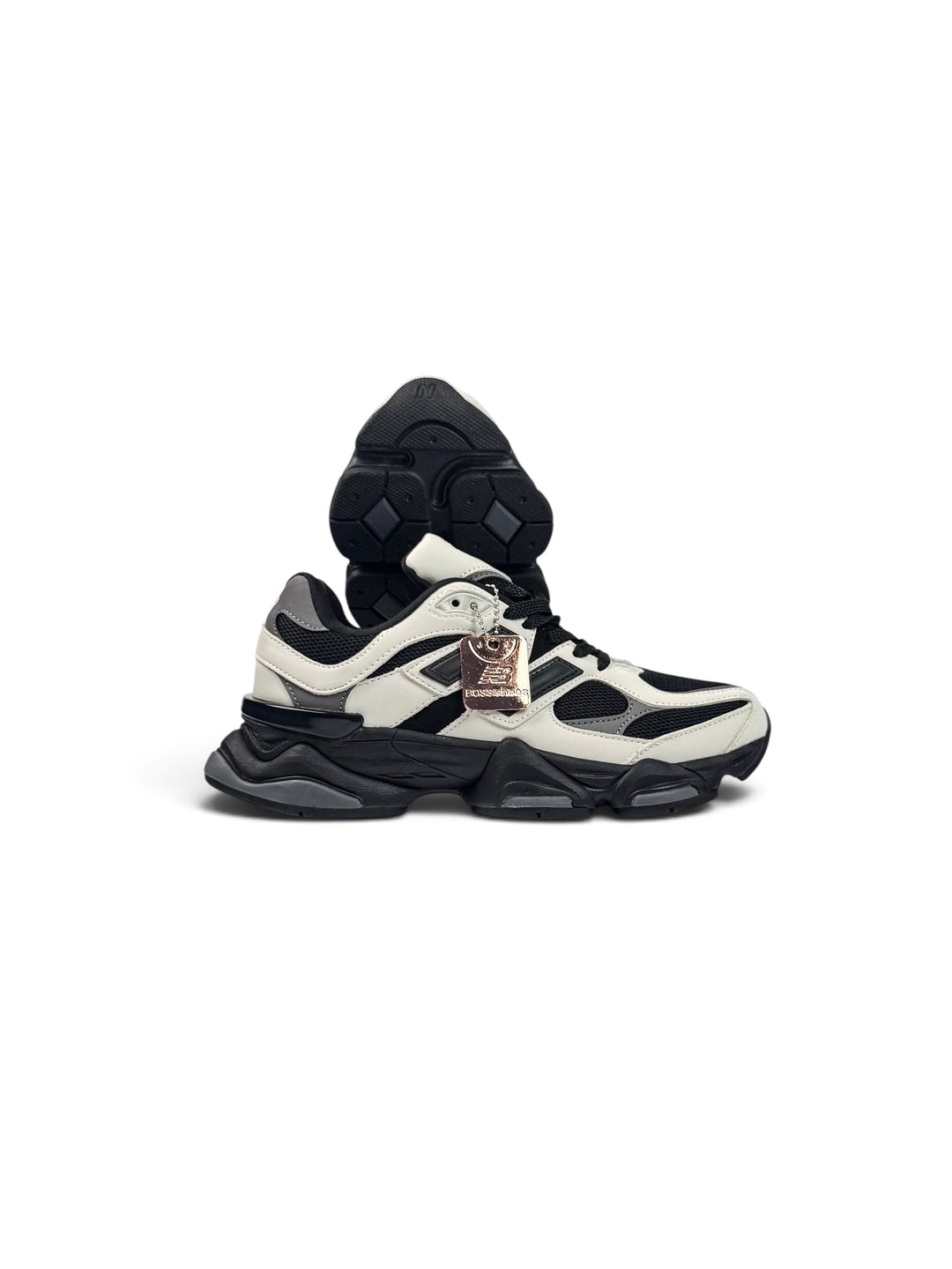 NB Black / White Accent