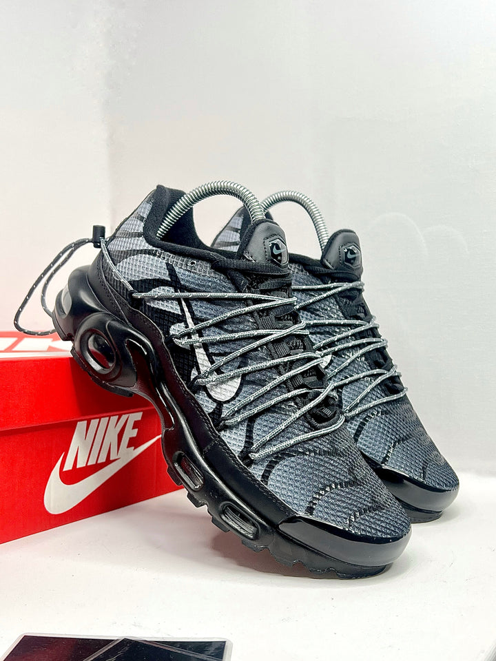 Nike Air Max Plus TN "Utility Black Grey"