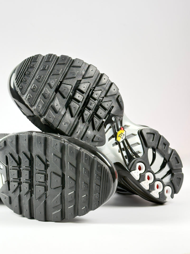 Nike Black / Swarovski
