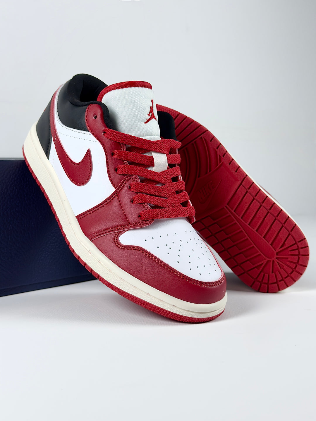 Nike Air Jordan 1 Red/White/Black