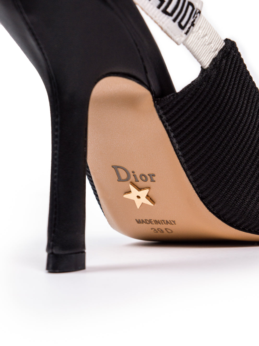 CD Heels Pumps