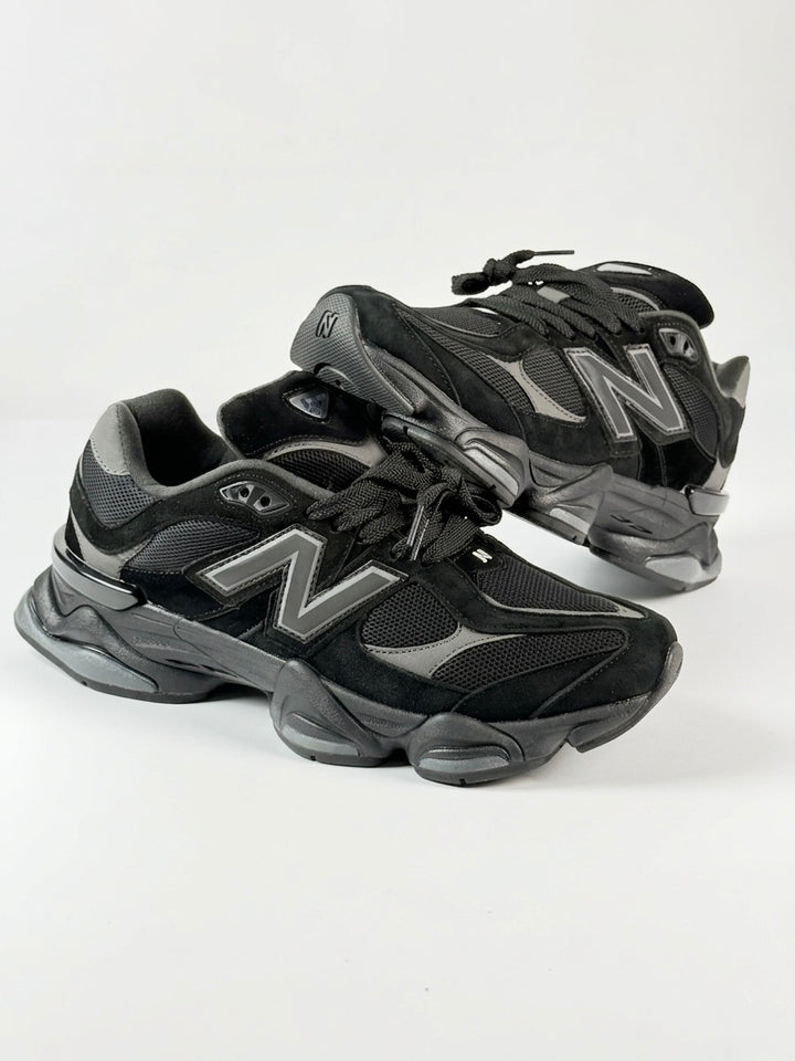 NB Black ( Reflective ) Velour