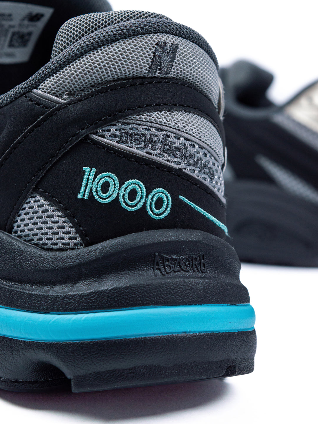 NB - 1000 Black / Blue / Light