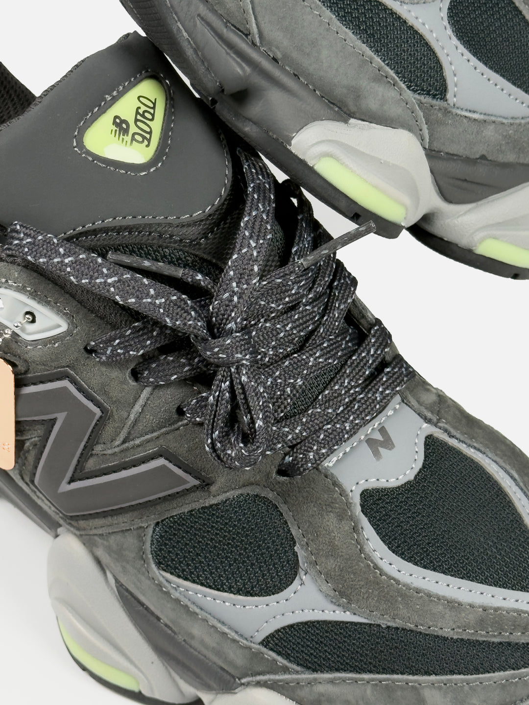 NB Collaboration Black / Green