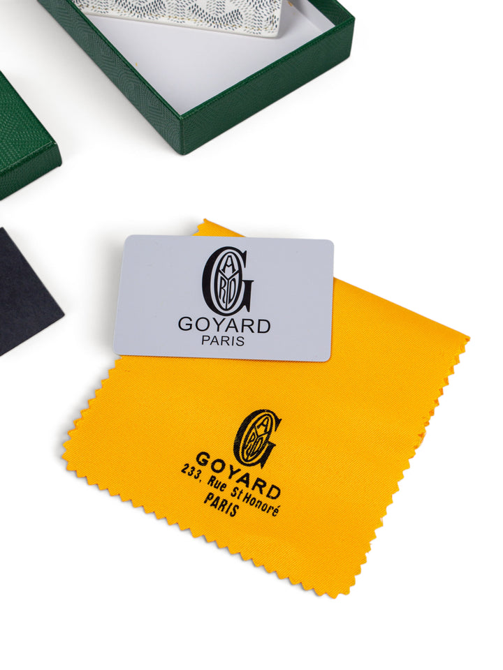 GYRD CardHolder White