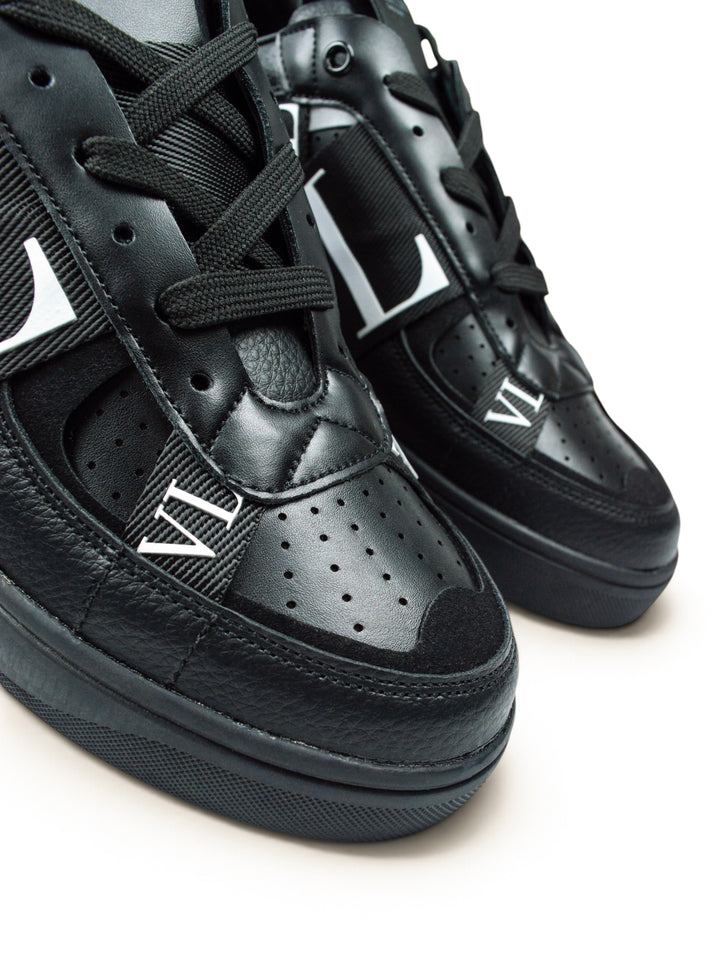 VLTN Low-Top Sneaker Black / Black