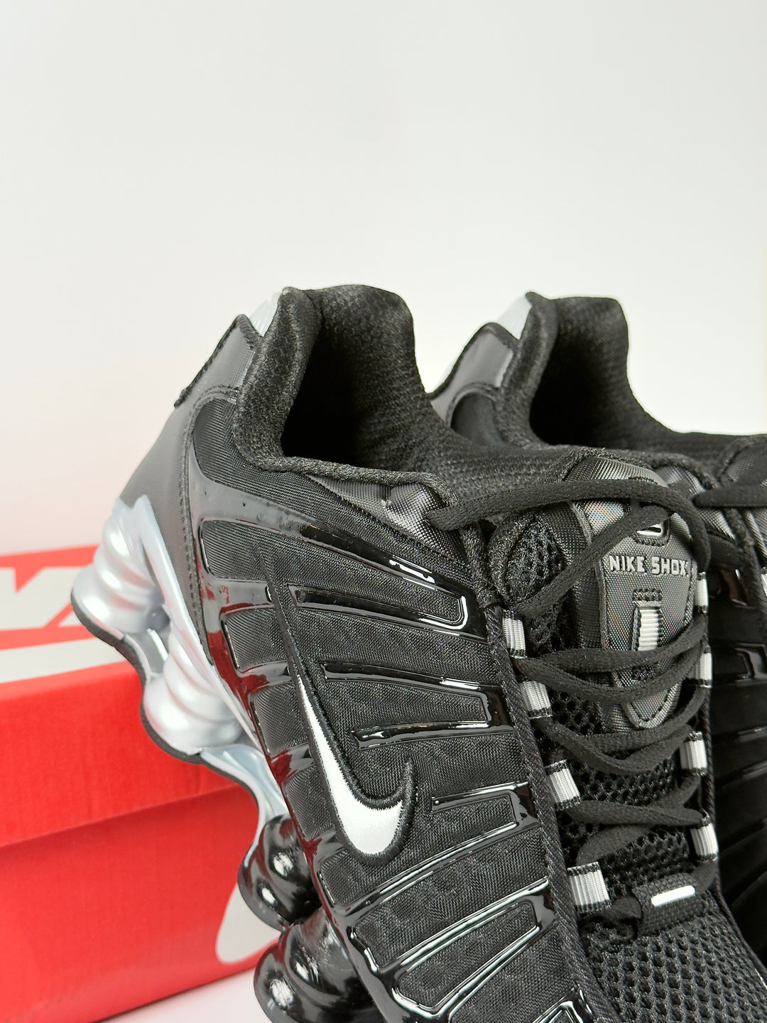 Nike Shox Black/Silver