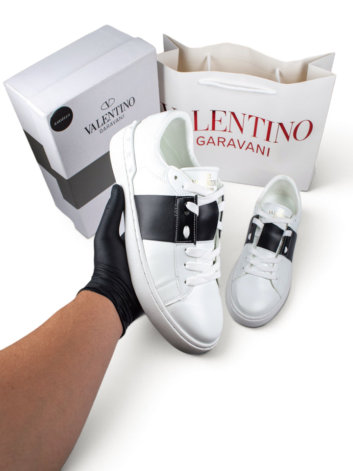 VLTN Low-Top White / Black Sneakers