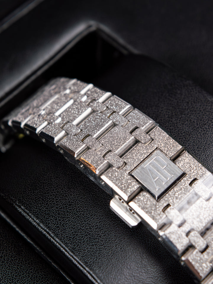 A5 AP Men's Royal Oak 41mm – Silver Dial / Fully Iced-Out