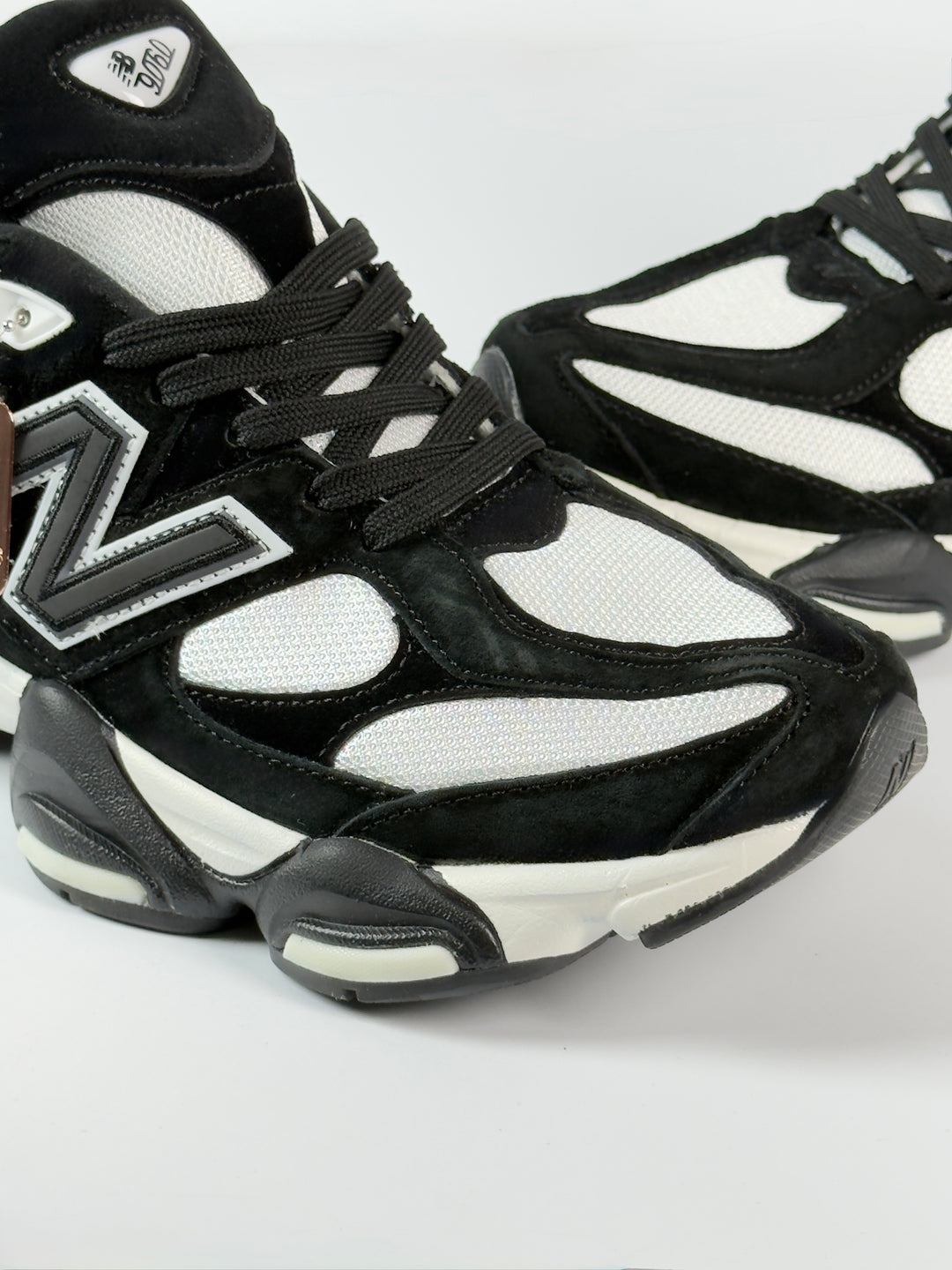 NB Colab Black/White Velour