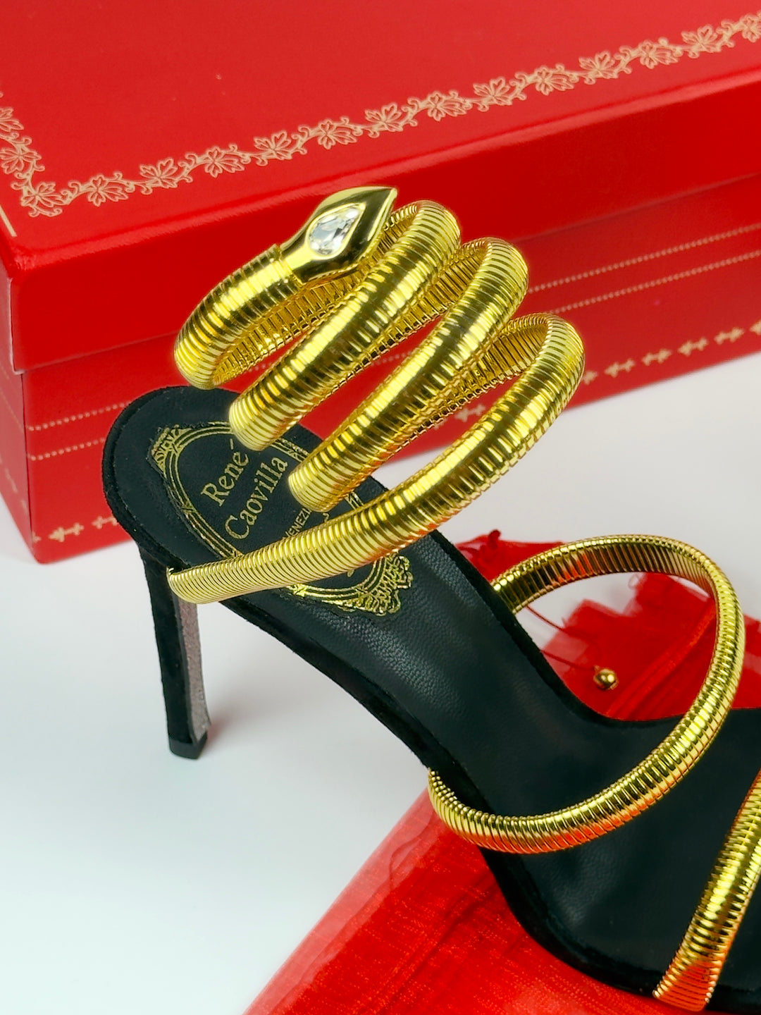 RC Heels Black / Golden