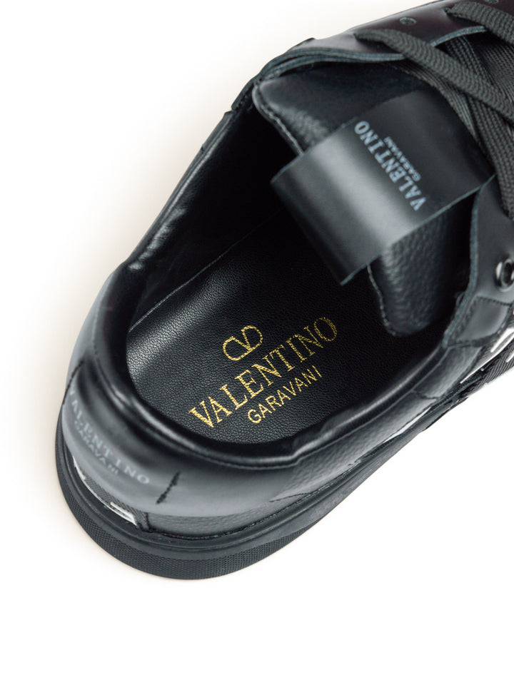 VLTN Low-Top Sneaker Black / Black
