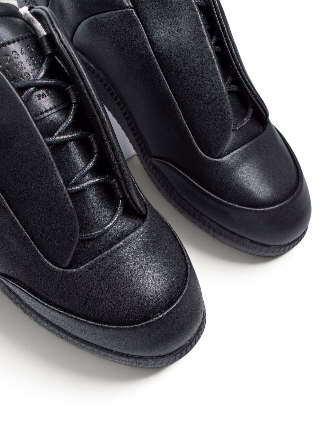 MM Low-Top Black Sneakers