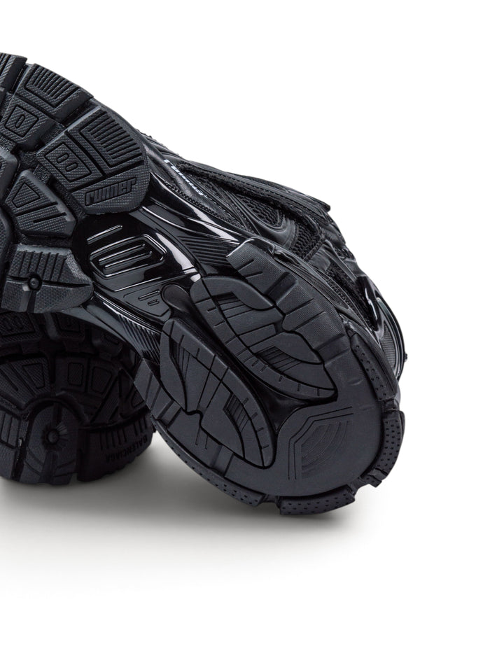 BLCG Runner Black Sneakers