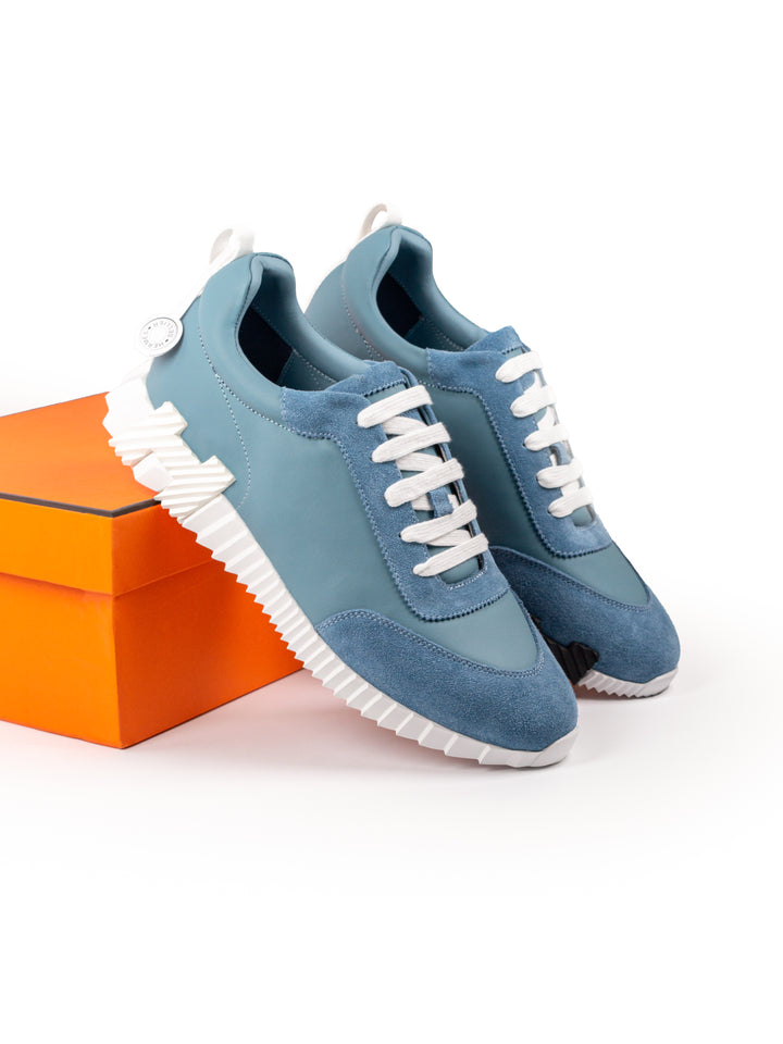 HRMS Sneaker Blue / White Accent