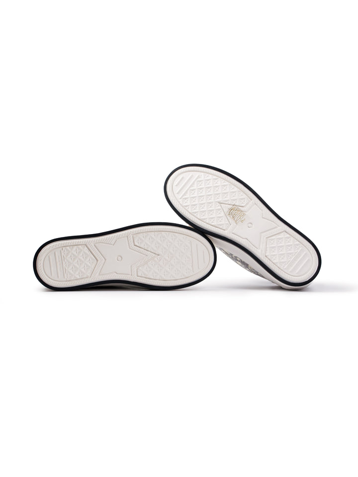 CD White Low-Top Sneaker