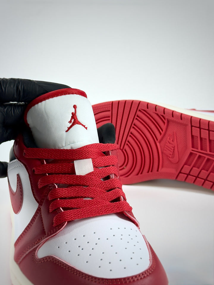 Nike Air Jordan 1 Red/White/Black