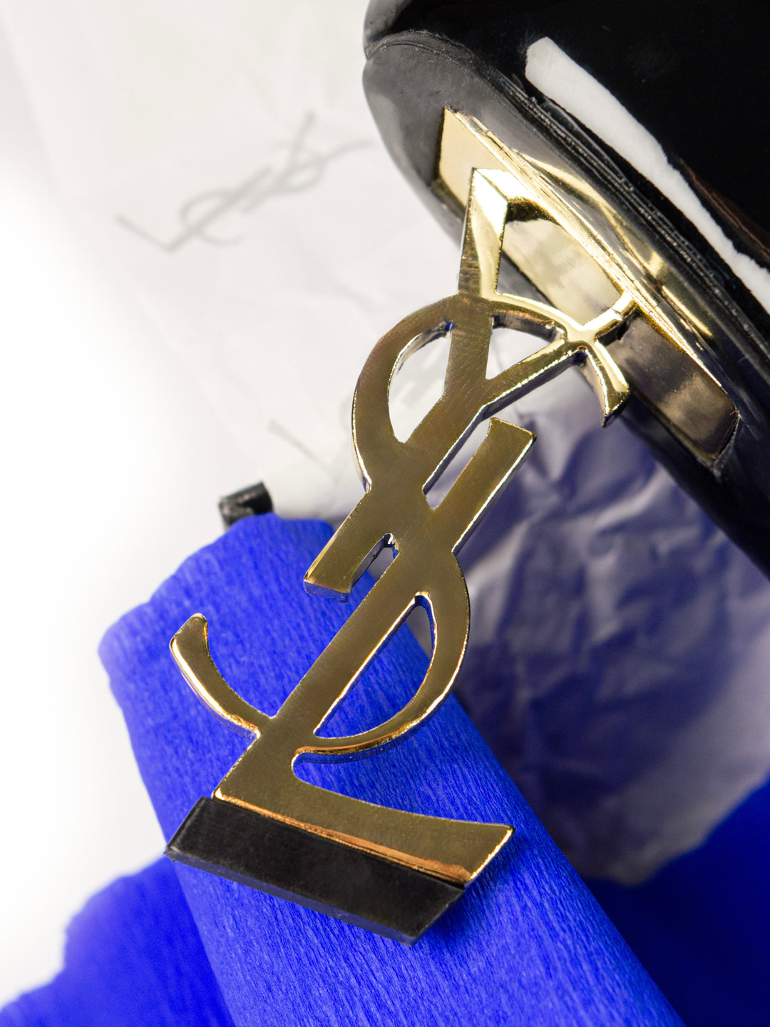YSL Closed Heels Black / Gold